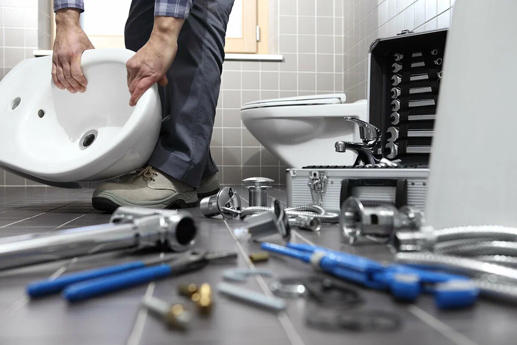 Plumbing tools prepared for a bathroom repair in Gibsonton